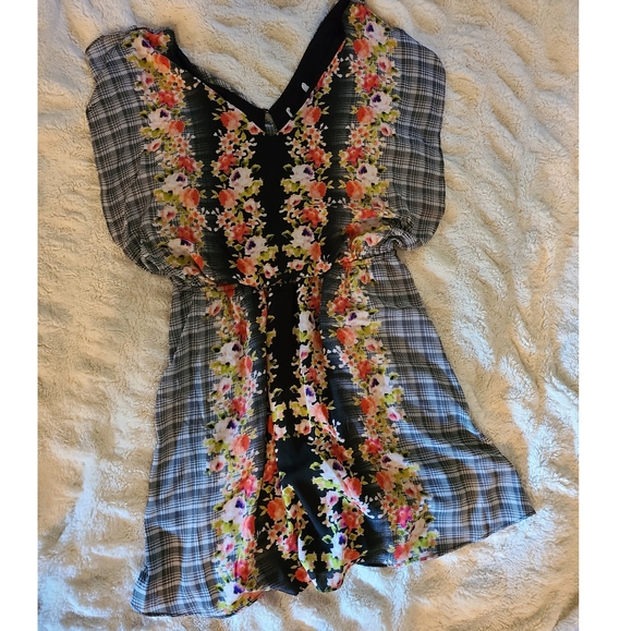 SOLD. Plaid and Floral Dress Candies - Picture 3 of 9